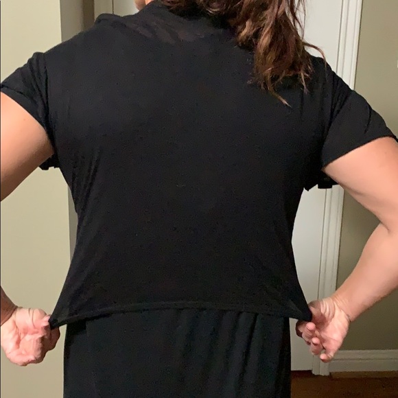 Cute top - Picture 4 of 4